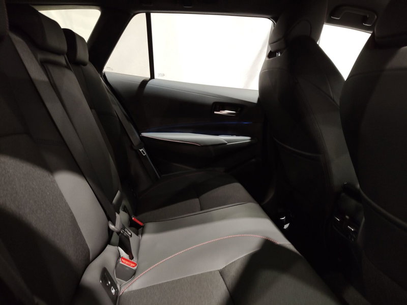 Toyota Corolla Touring Sports nuova a Roma (7)