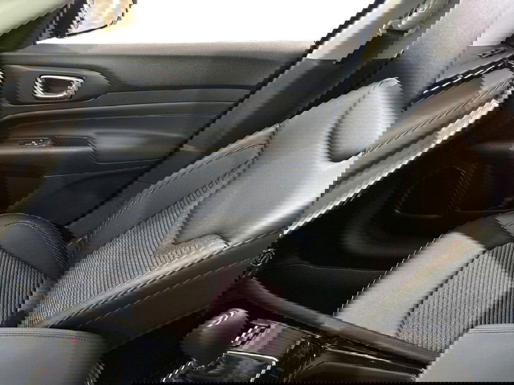 Jeep Compass nuova a Agrigento (17)