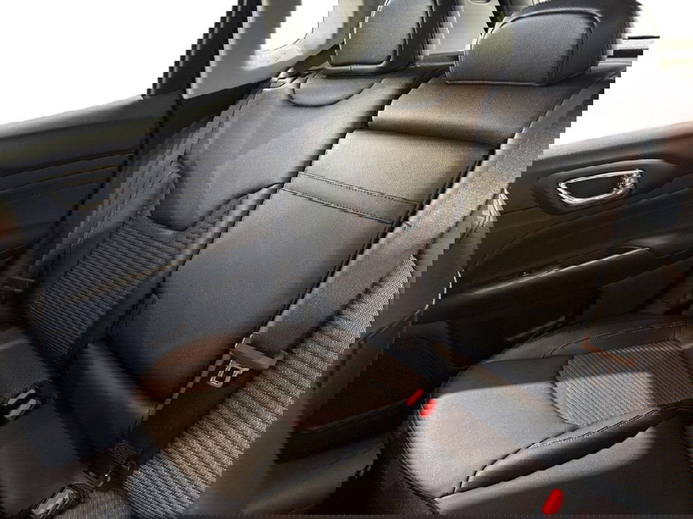 Jeep Compass nuova a Agrigento (19)