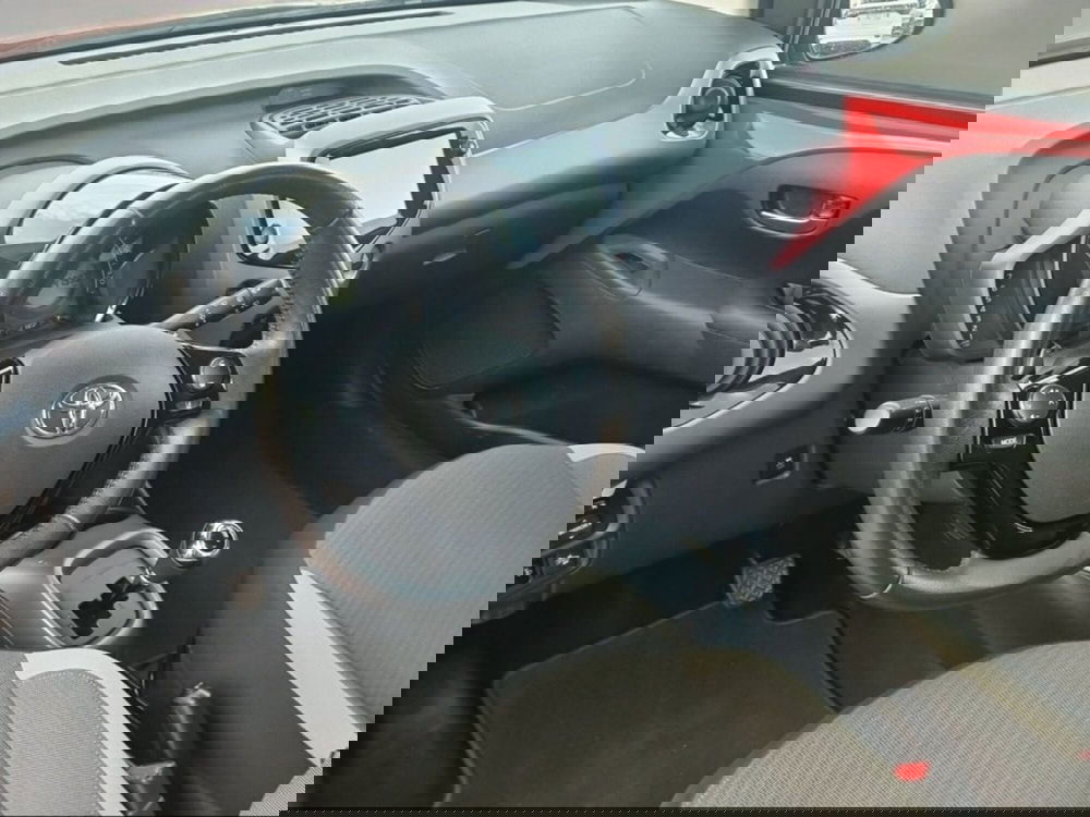 Toyota Aygo usata a Livorno (13)