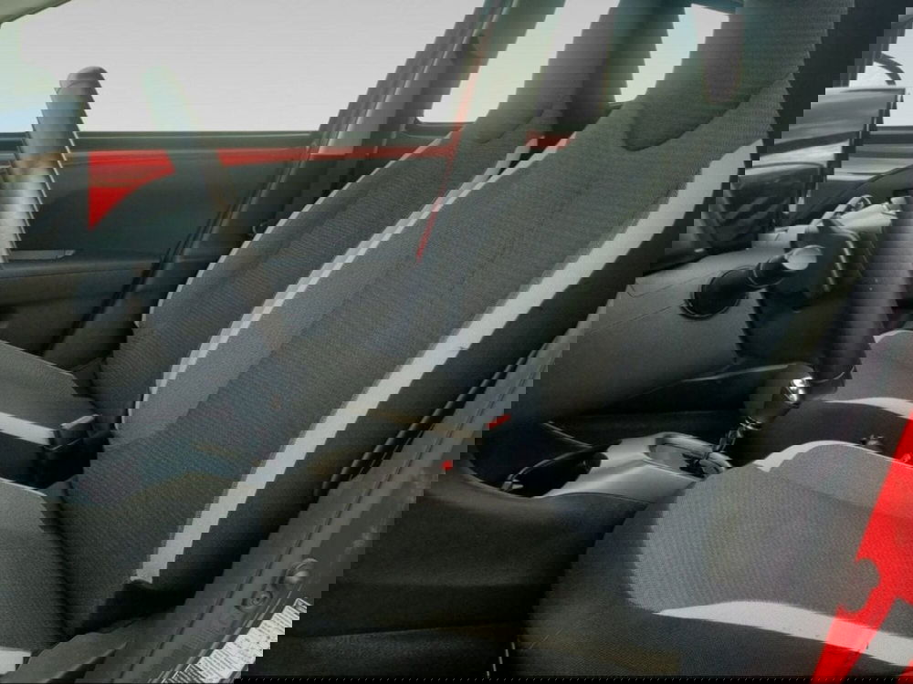 Toyota Aygo usata a Livorno (9)