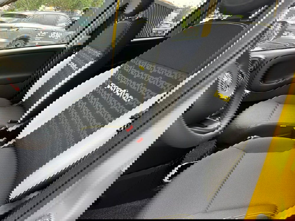 Fiat Panda Cross nuova a Monza e Brianza (8)