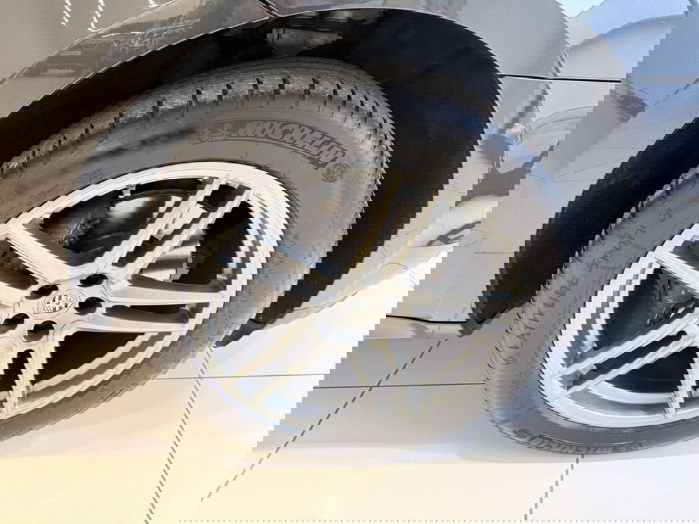 Porsche Macan usata a Latina (13)