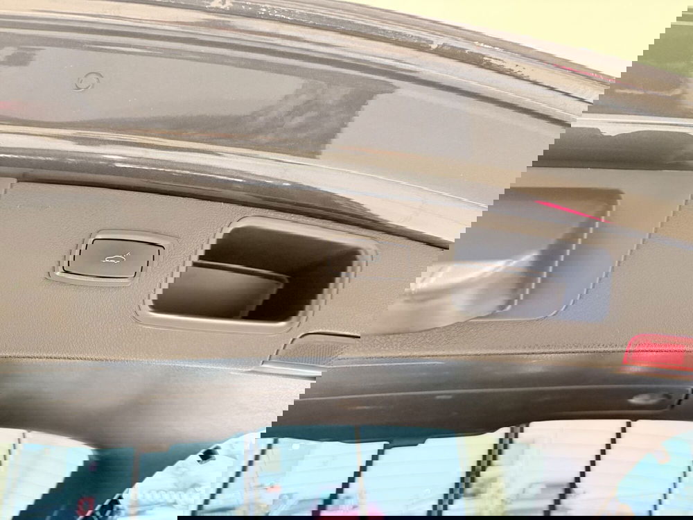 Porsche Macan usata a Latina (18)