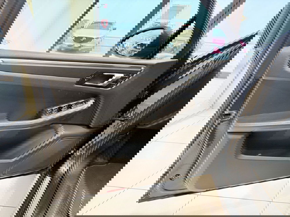 Porsche Macan usata a Latina (19)