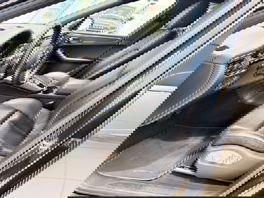 Porsche Macan usata a Latina (8)