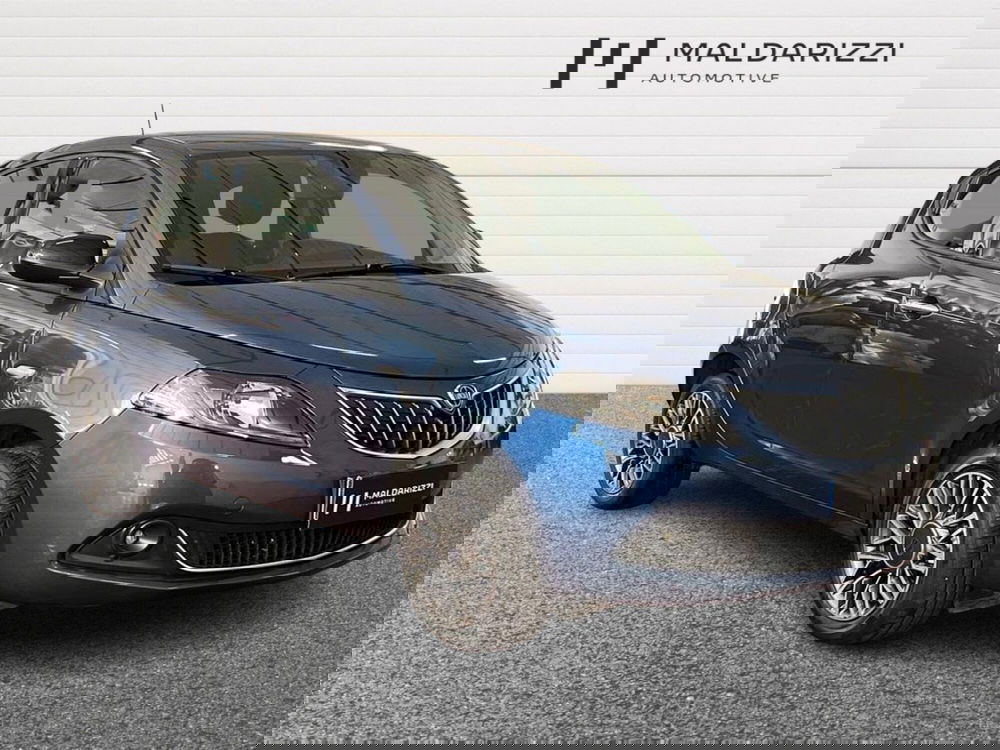 Lancia Ypsilon usata a Bari