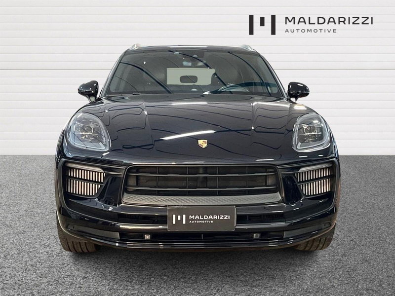 Porsche Macan usata a Bari (2)