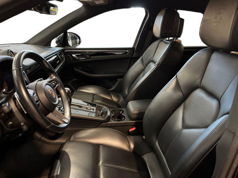 Porsche Macan usata a Bari (7)