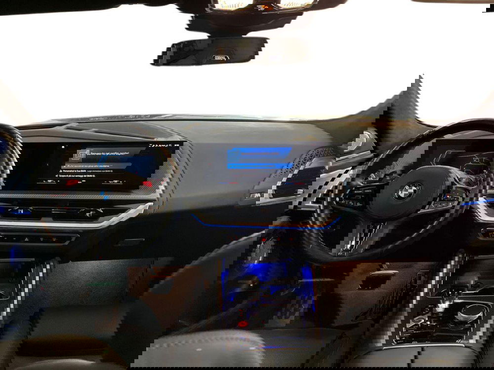 BMW XM usata a Bari (8)