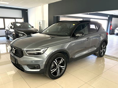Volvo XC40 D3 AWD Geartronic R-design del 2018 usata a Ferrara