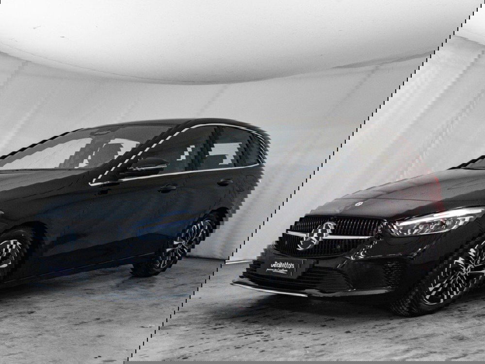Mercedes-Benz Classe B nuova a Macerata