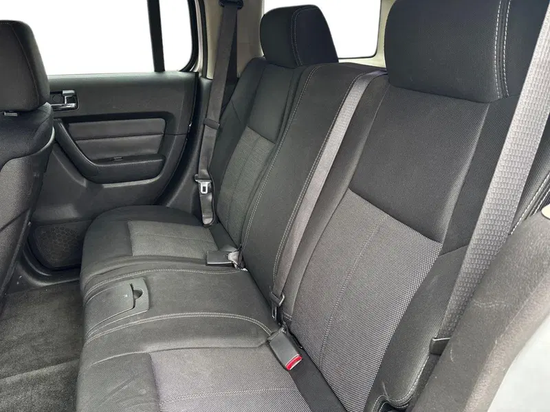 Hummer H3 usata a Torino (11)