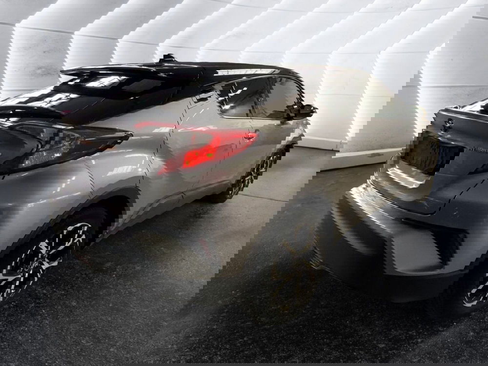 Toyota Toyota C-HR usata a Napoli (6)