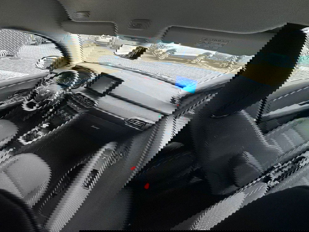 Dacia Jogger usata a Pavia (4)