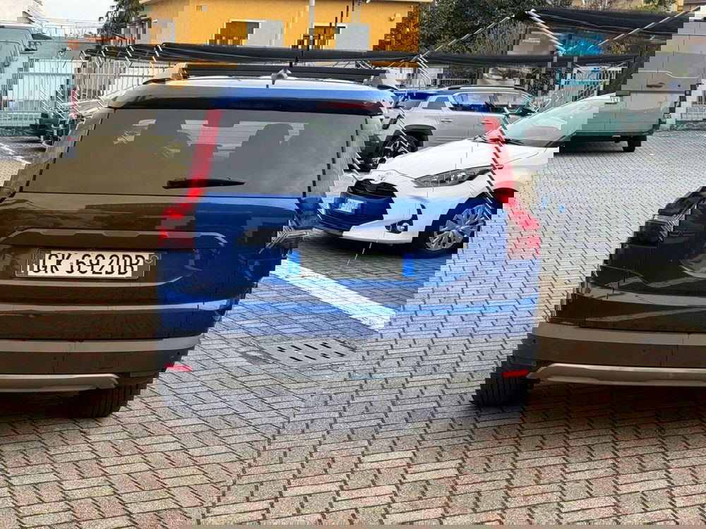 Dacia Jogger usata a Pavia (9)
