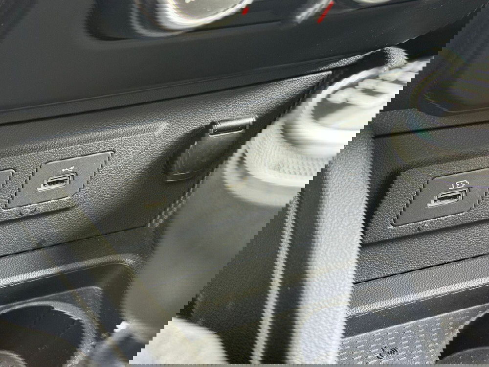 Dacia Duster usata a Pavia (16)