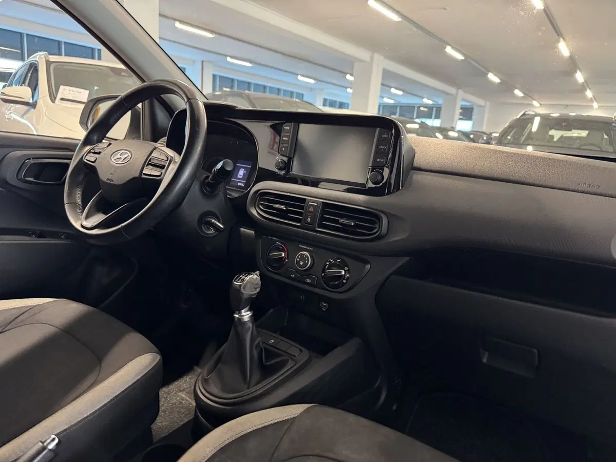 Hyundai i10 usata a Messina (9)