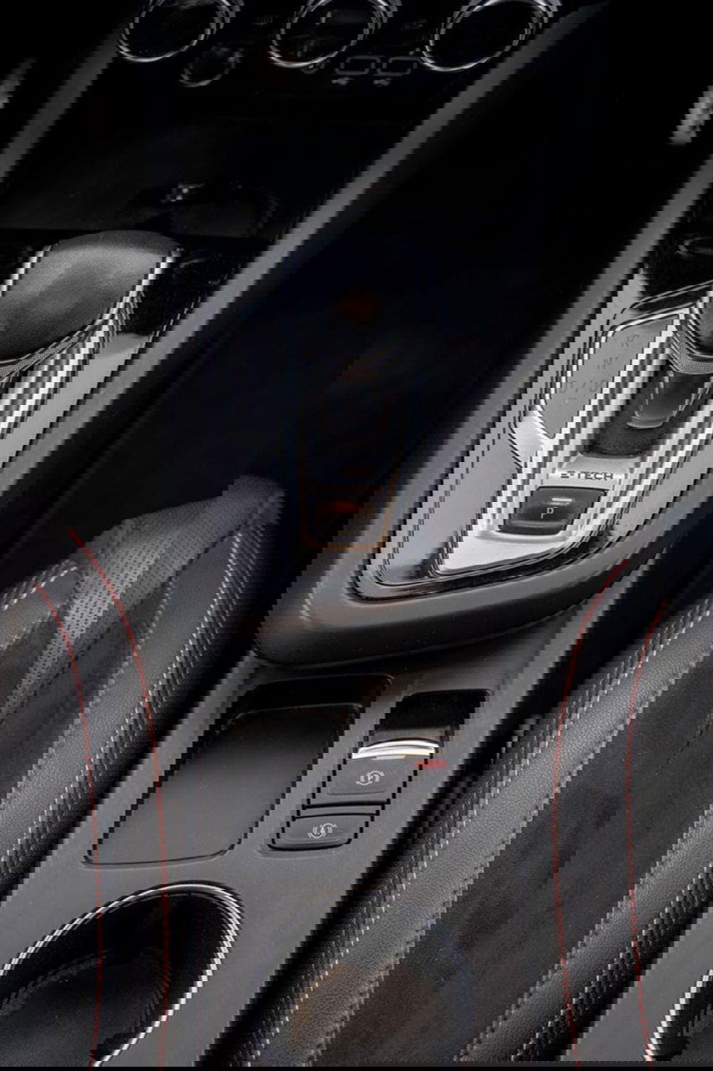 Renault Arkana usata a Pavia (14)