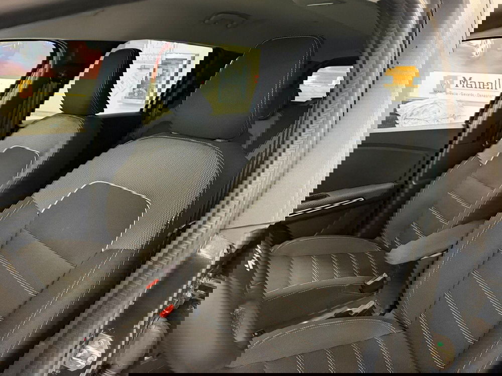 Dacia Jogger usata a Brescia (15)