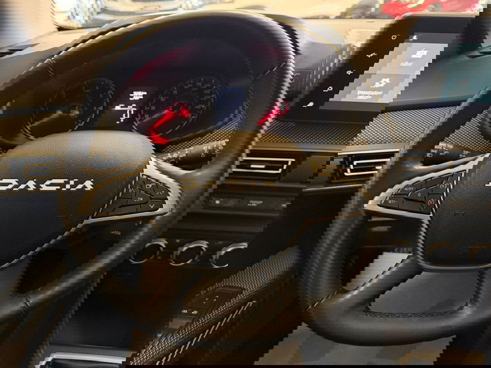 Dacia Jogger usata a Brescia (20)