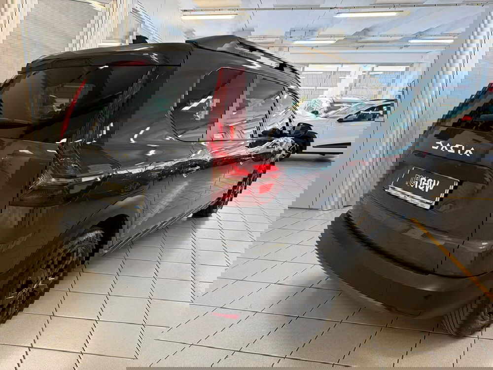 Dacia Jogger usata a Brescia (8)