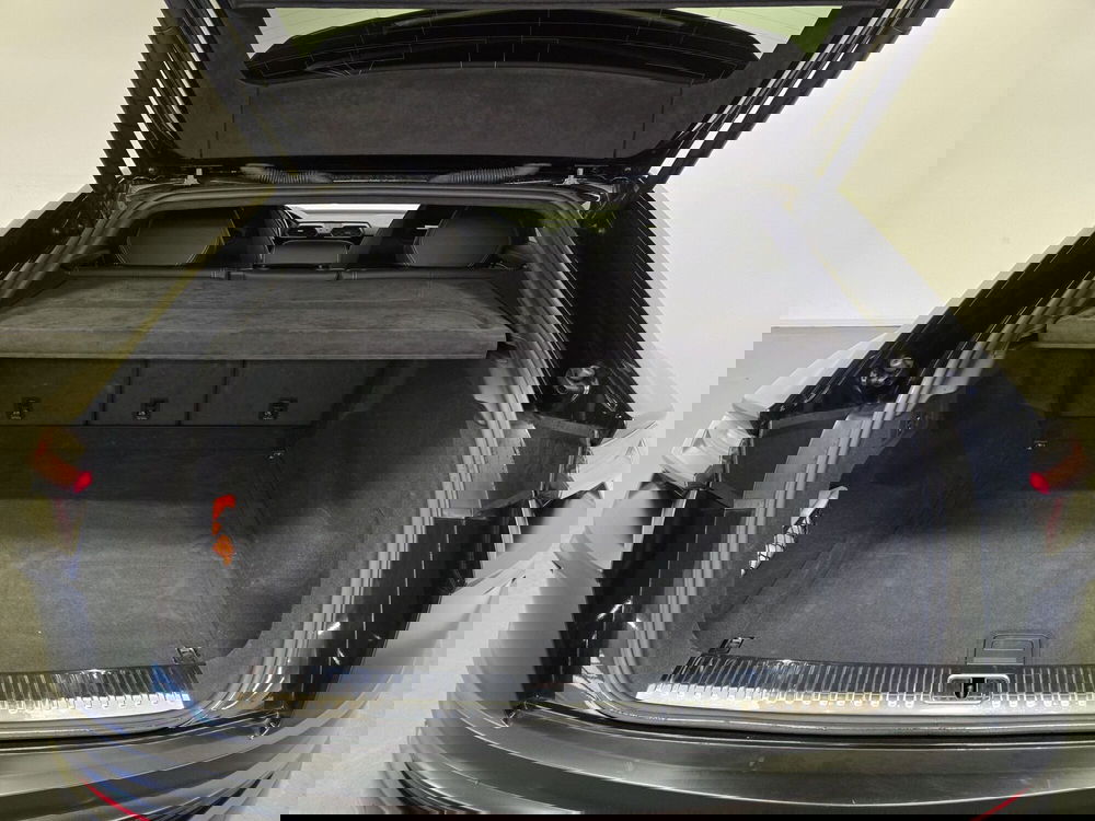 Lamborghini Urus usata a Bologna (11)