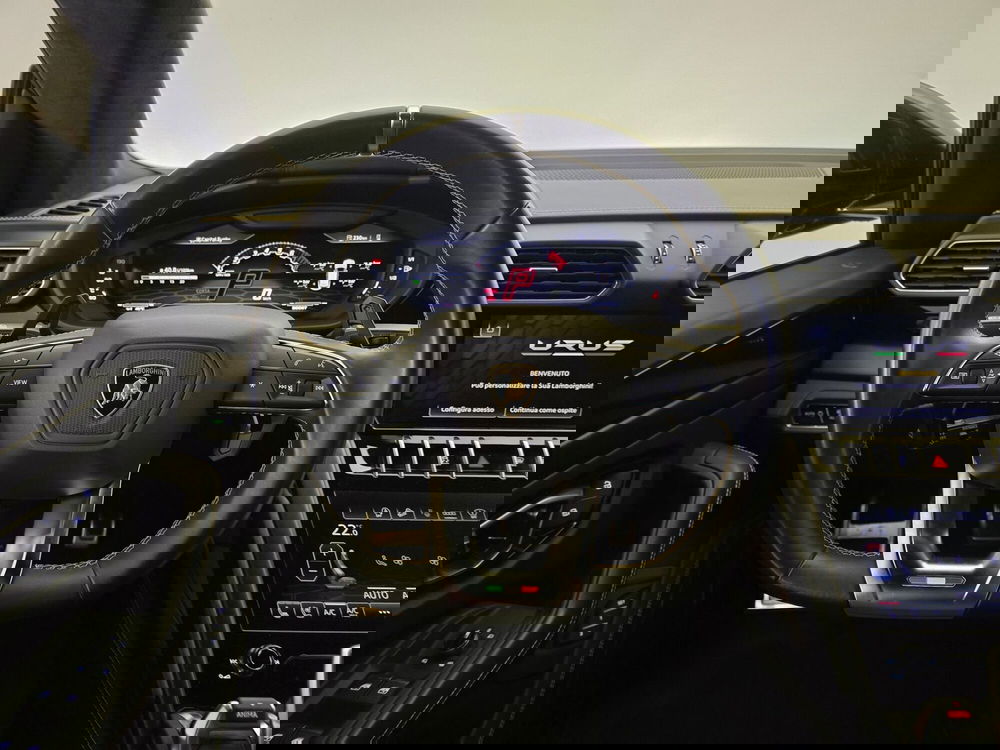 Lamborghini Urus usata a Bologna (13)