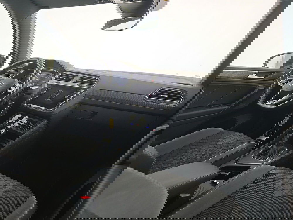 Volkswagen Tiguan usata a Alessandria (11)