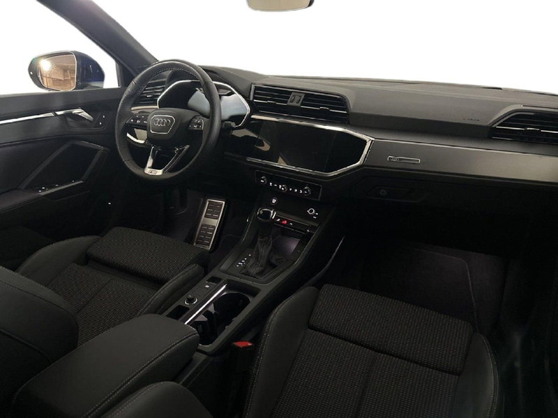 Audi Q3 Sportback usata a Napoli (10)