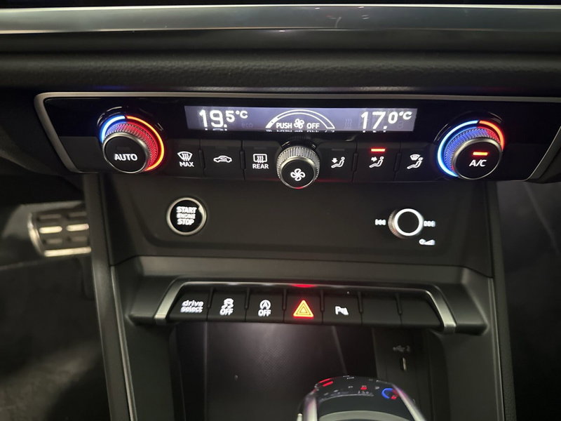 Audi Q3 Sportback usata a Napoli (16)