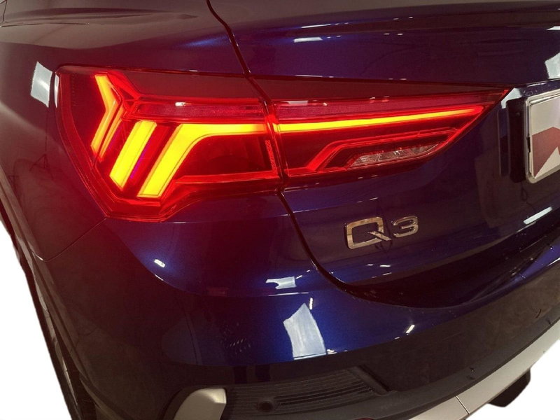 Audi Q3 Sportback usata a Napoli (20)