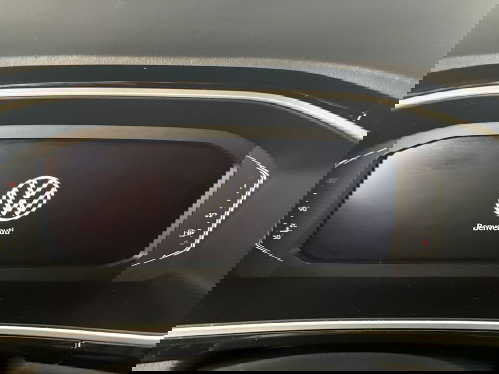 Volkswagen T-Roc usata a Napoli (13)