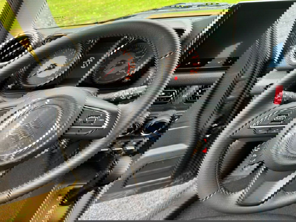 Suzuki Jimny nuova a Salerno (19)