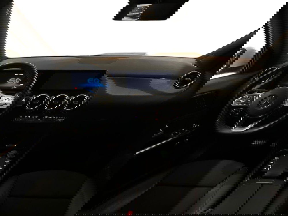 Mercedes-Benz GLA SUV usata a Prato (11)