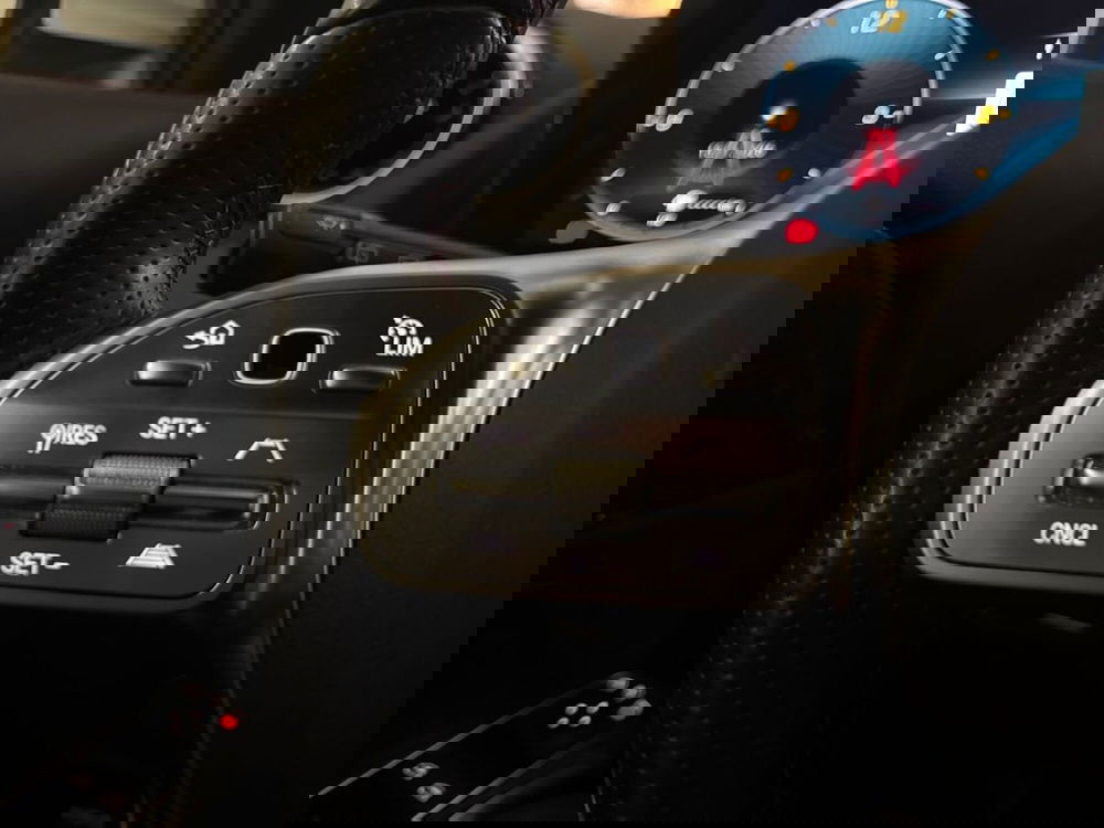 Mercedes-Benz GLA SUV usata a Prato (19)