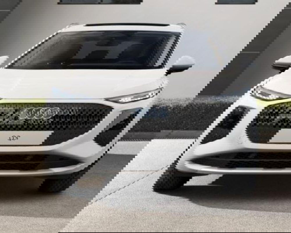 Audi Q3 Sportback nuova a Lecco (2)