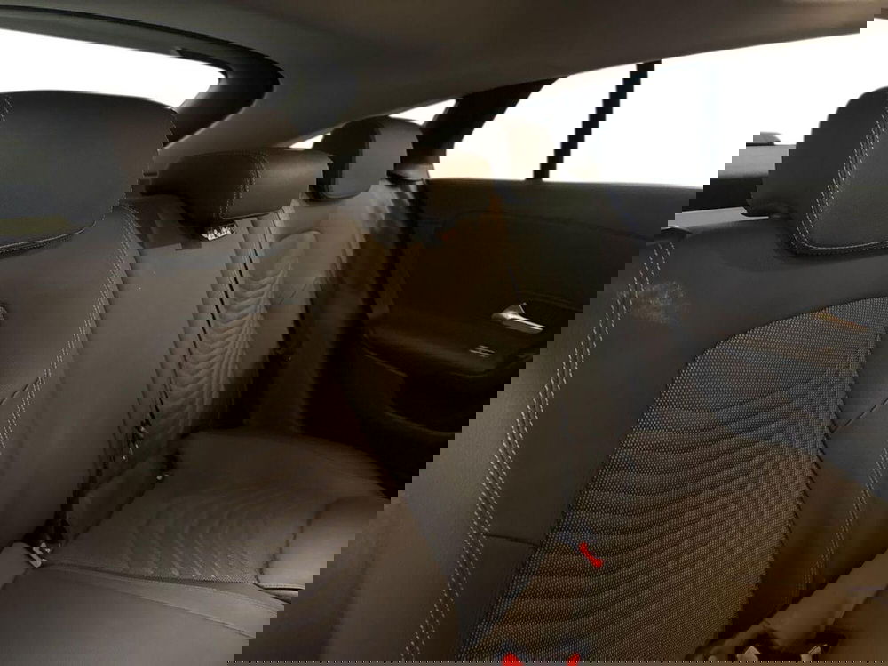 Mercedes-Benz CLA Shooting Brake usata a Prato (16)