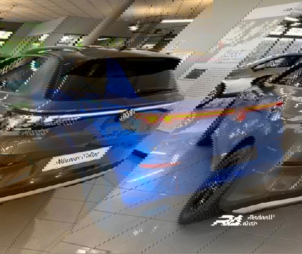 Volkswagen T-Roc nuova a Lecco (4)