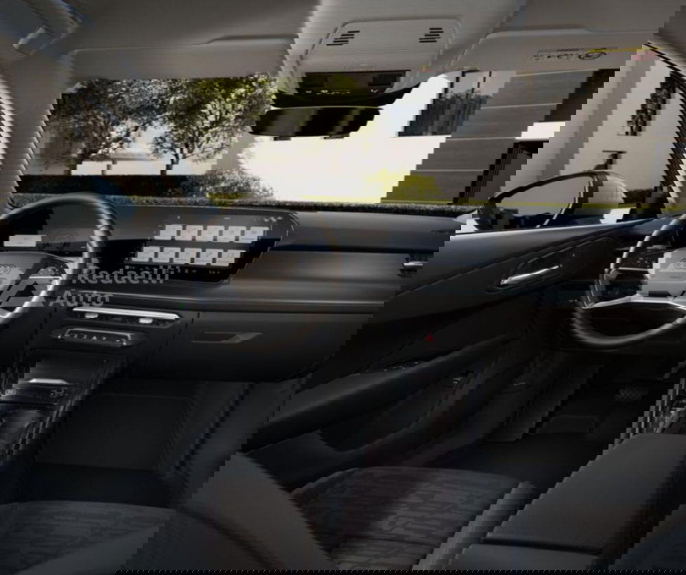 Audi Q3 Sportback nuova a Lecco (6)