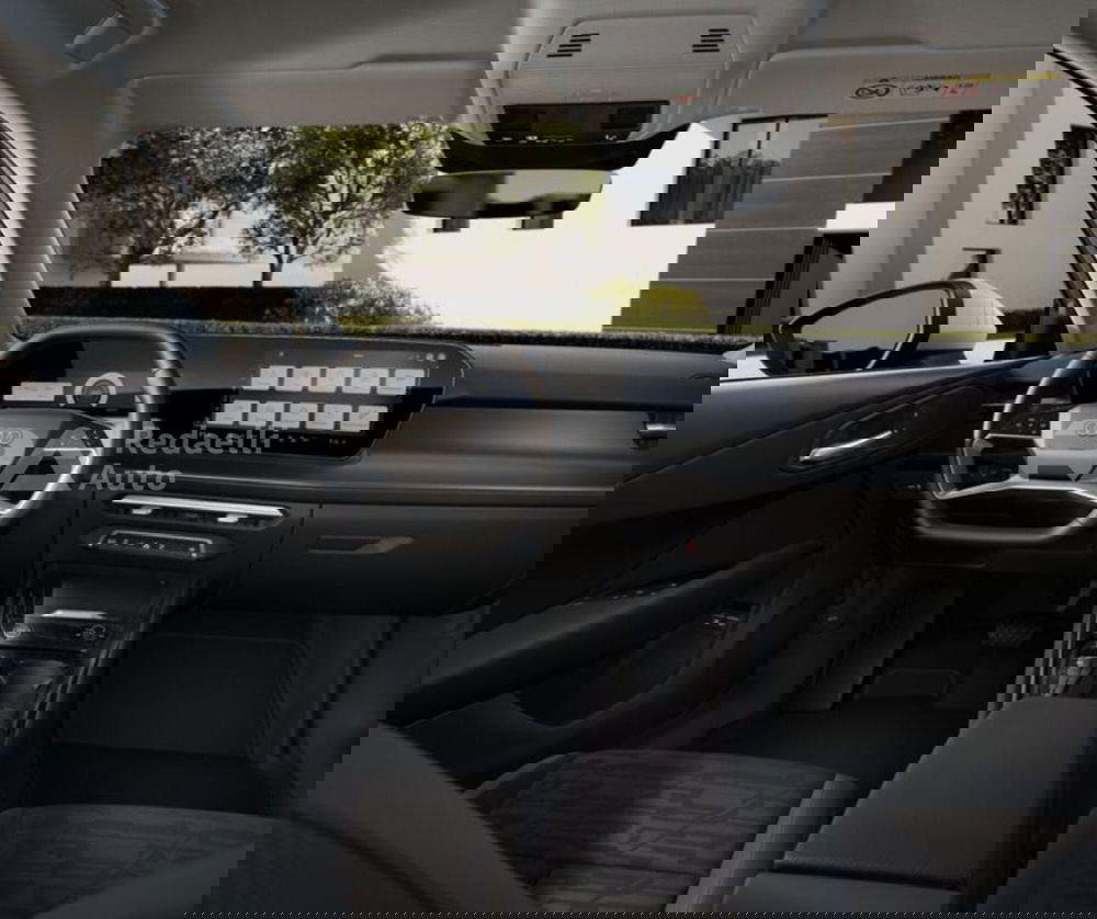 Audi Q3 Sportback nuova a Lecco (6)