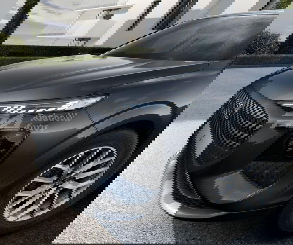 Audi Q3 Sportback nuova a Lecco (2)