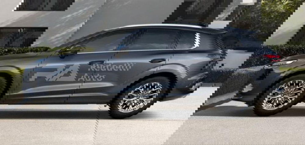 Audi Q3 Sportback nuova a Lecco (4)