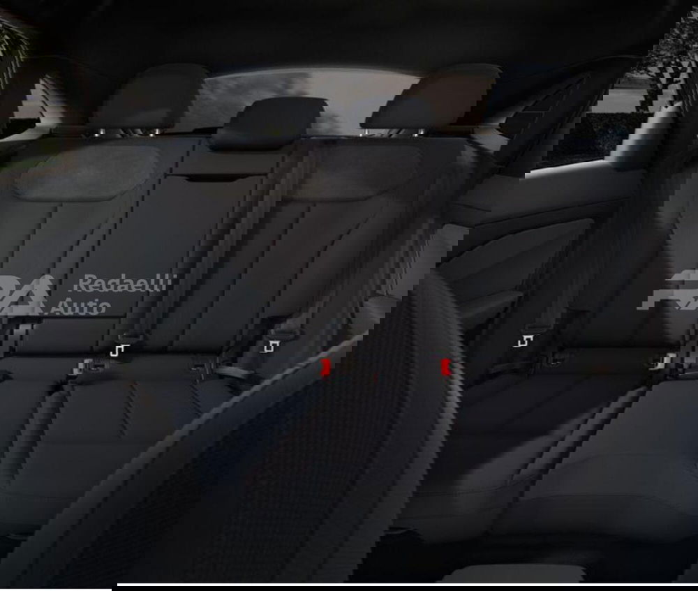 Audi Q3 Sportback nuova a Lecco (8)