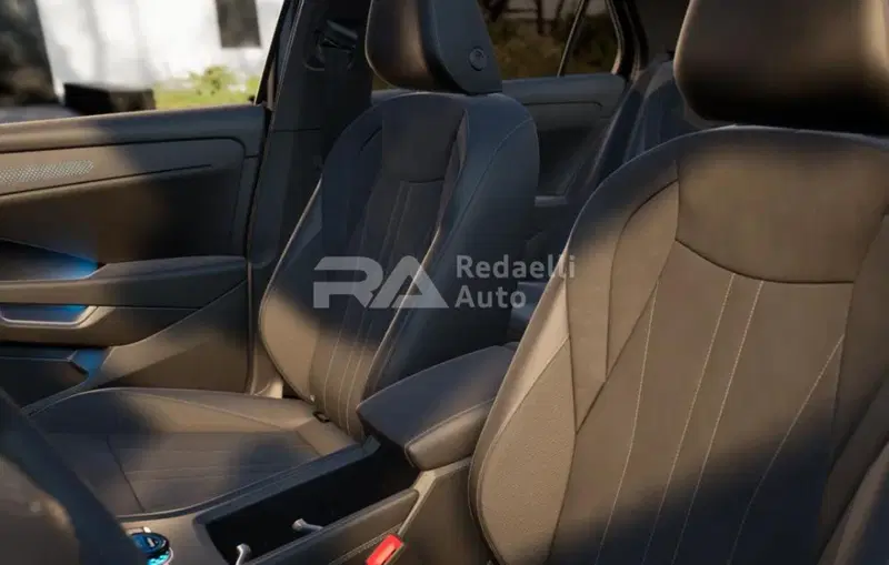 Volkswagen T-Roc nuova a Lecco (8)
