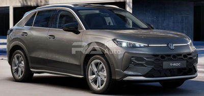 Volkswagen T-Roc 1.5 etsi Style 115cv dsg nuova a Casatenovo