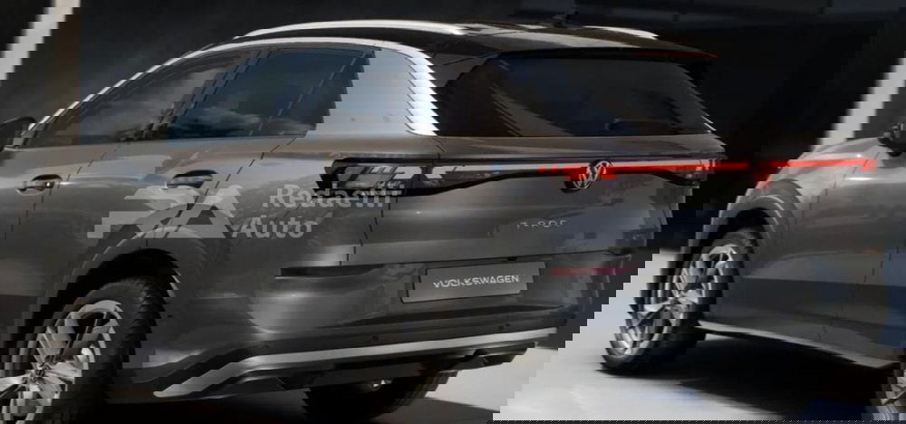 Volkswagen T-Roc nuova a Lecco (3)