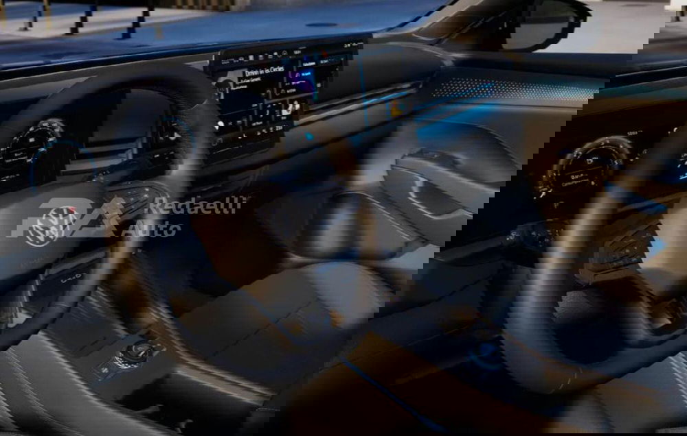 Volkswagen T-Roc nuova a Lecco (5)