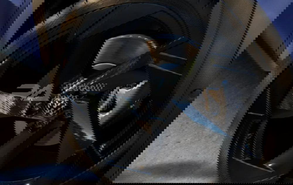 Volkswagen T-Roc nuova a Lecco (4)