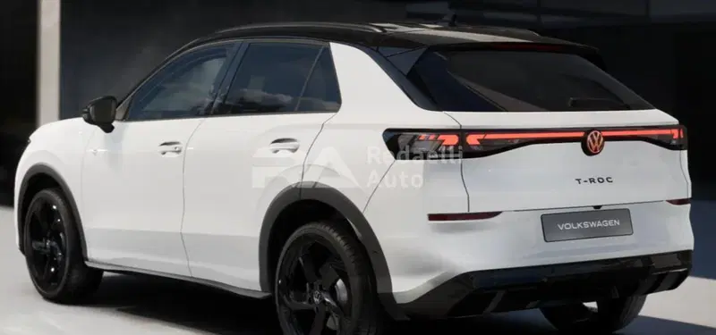 Volkswagen T-Roc nuova a Lecco (3)